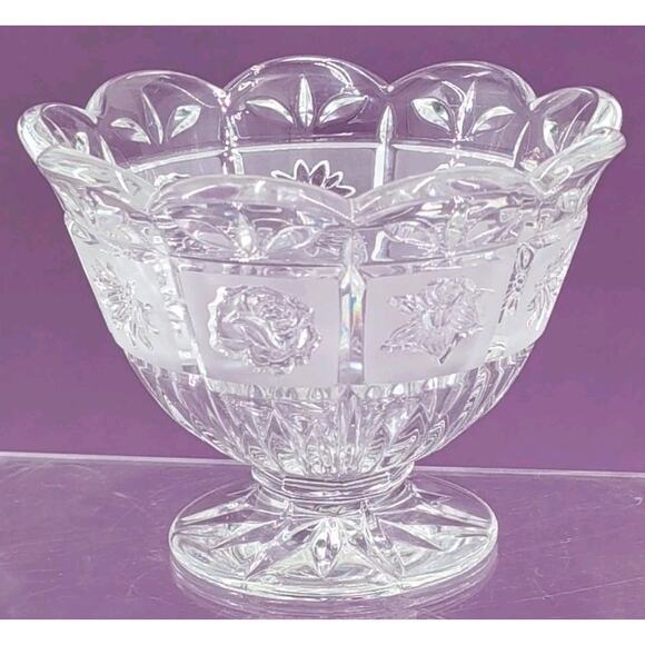 Oneida Southern Garden 24% Lead Crystal Scalloped Hostess Candy Bowl Germany - Picture 6 of 10